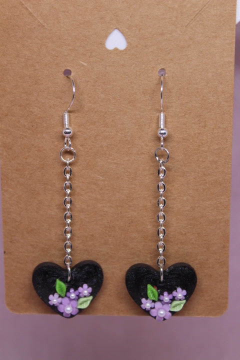 Black Hanging Heart with Lavender Flowers