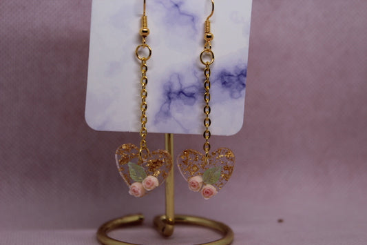 Gold Flake Heart with 2 Little Roses